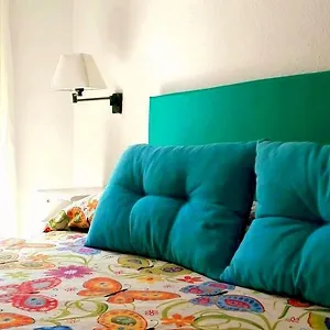 https://pueblo-laguna-7.es-andalucia.com